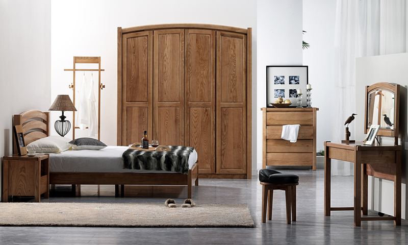 Four reasons to choose solid wood furniture